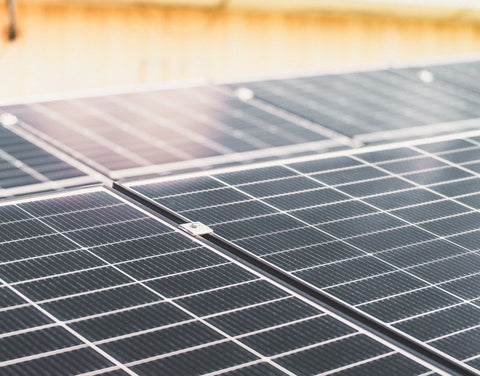 Aptos 410W Bifacial Solar Panel: The Buyer's Guide to Performance, Durability, and Value