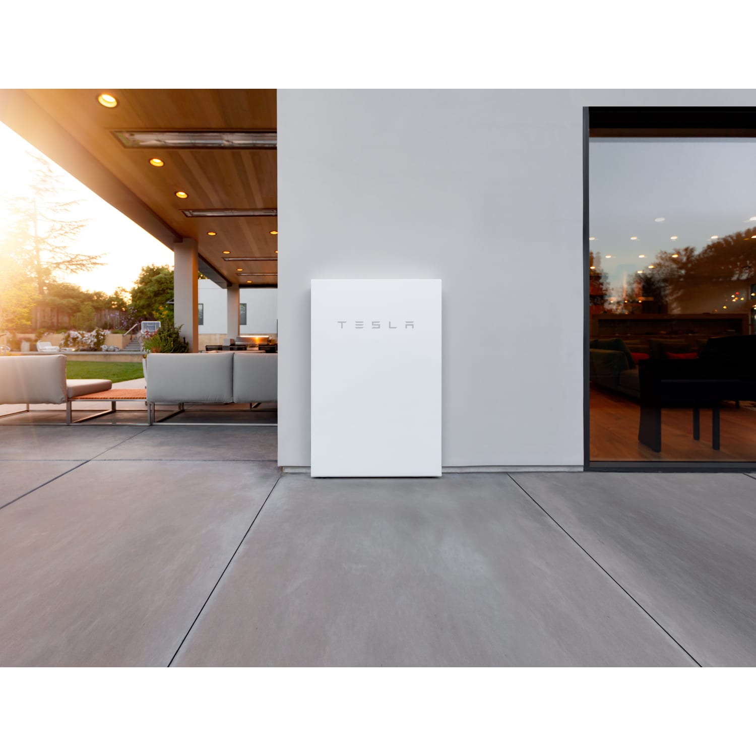 Tesla Powerwall 2 | 13.5kWh Home Battery Backup | Energy Storage