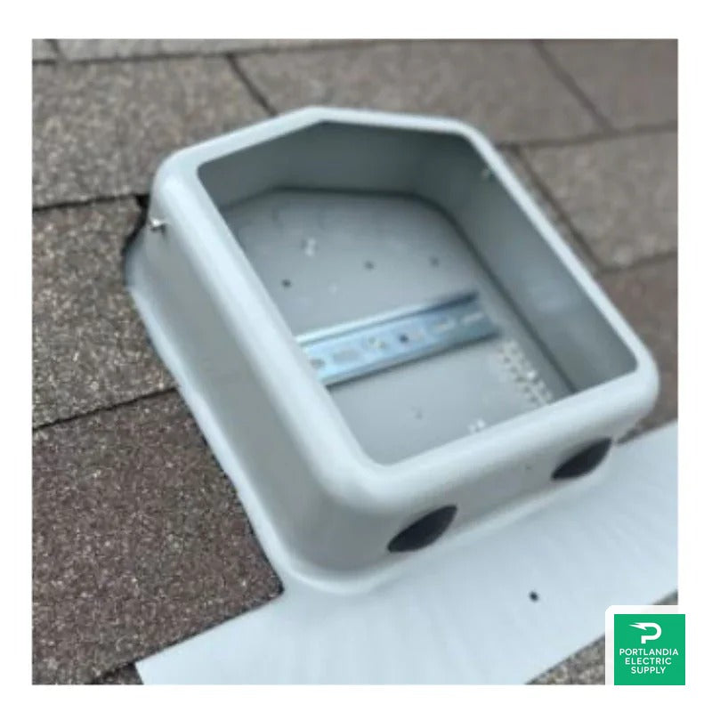 Gray Soladeck flashed PV roof-mount combiner/enclosure 600VDC 120 amp - 0799-5G