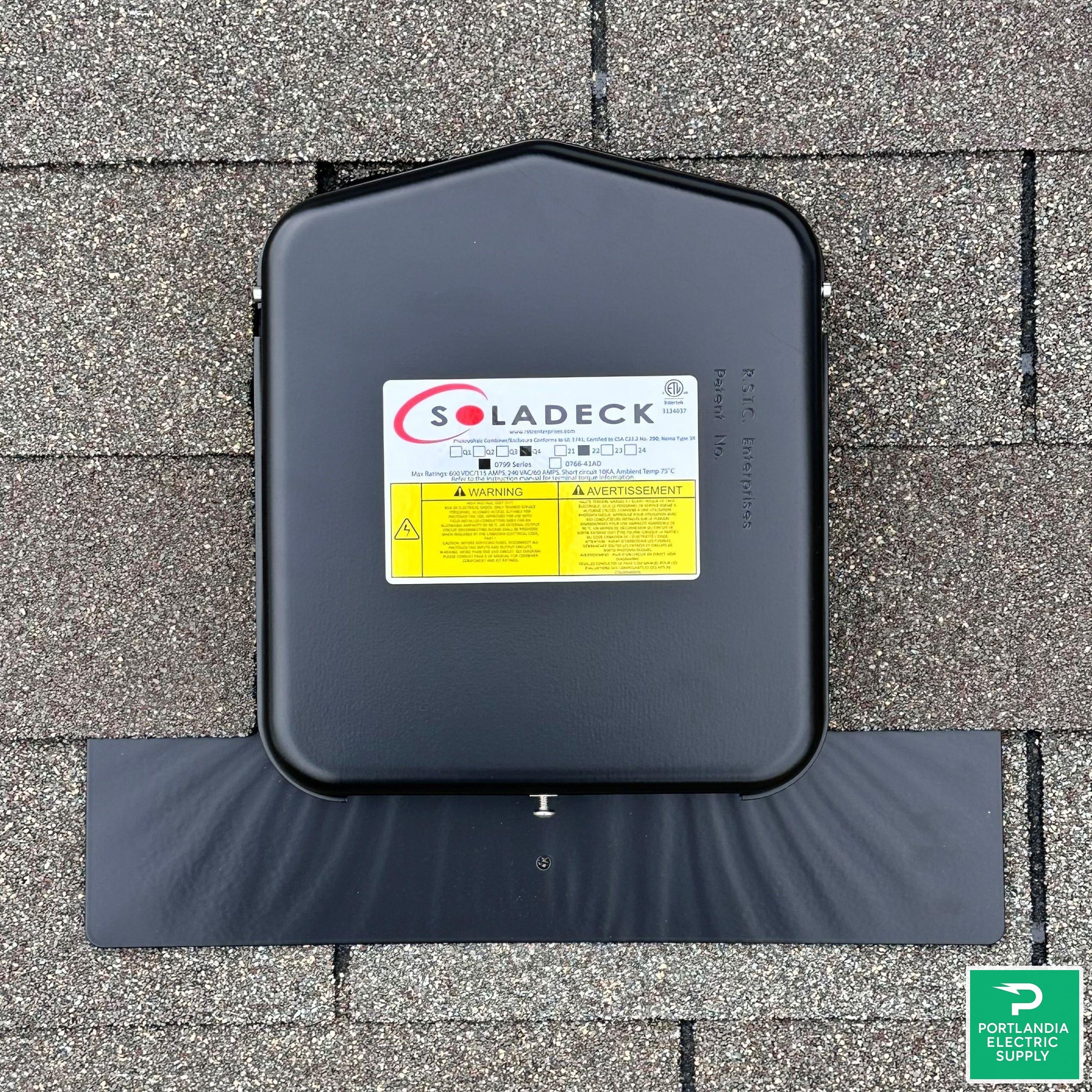SolaDeck 600V Flashed Combiner/Passthrough Box Black - SD-0799-5B