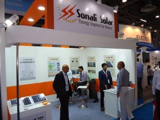 Sonali Solar Panels – High-Performance Renewable Energy Solution High-efficiency monocrystalline solar panels by Sonali Solar installed on a residential rooftop.