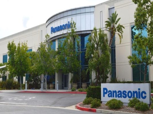 Panasonic Solar Panels: Powering Sustainable Homes and Businesses Panasonic Solar panels installed on a modern home rooftop, showcasing energy efficiency and sustainability.